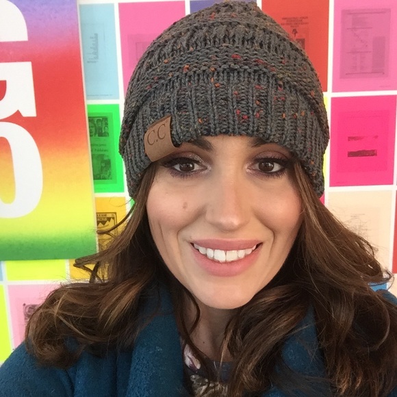 Meet your Posher, Andrena - Picture 2 of 8